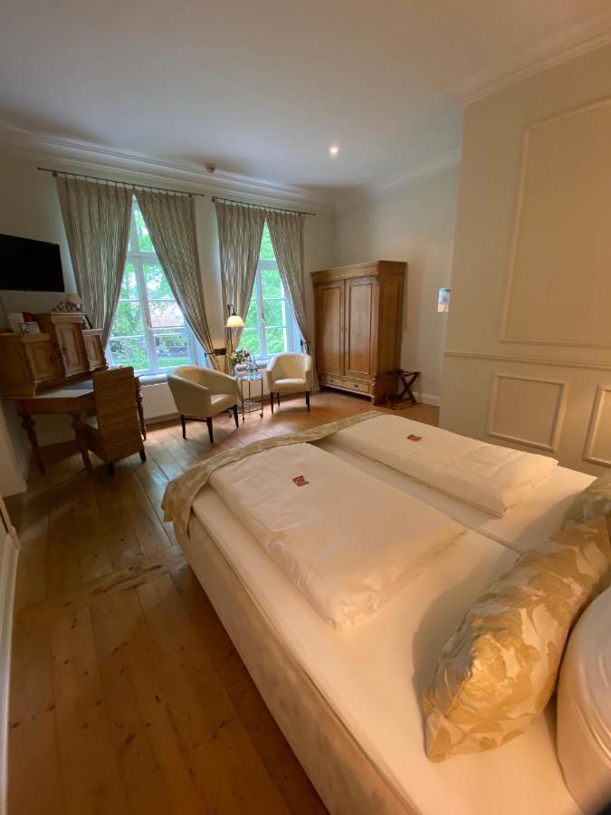 Hotel Hochzeitshaus Aurich Buitenkant foto