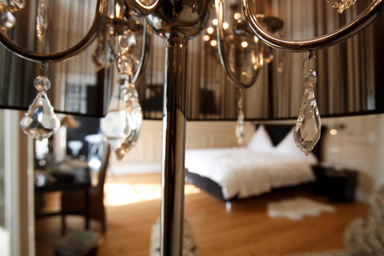 Hotel Hochzeitshaus Aurich Buitenkant foto